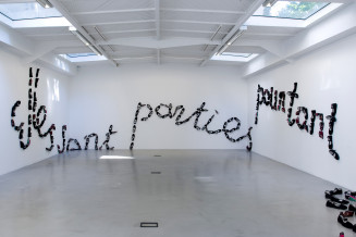 Oeuvre de Shen Yuan : Uncomfortable Shoes