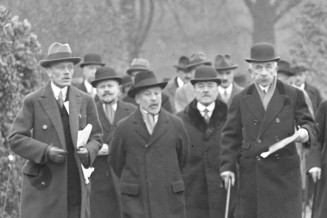 Visite de terrain par le maréchal Lyautey