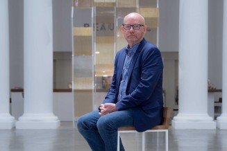 Portrait de Bruno Girveau