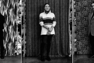 Portrait d'une PME, Rajak Ohanian, 1999. De gauche à droite : Kamel Merat, teinturier, Alix Derome, technicienne, Joseph Nerguisian, fondateur © Musée national de l'histoire de l'immigration
