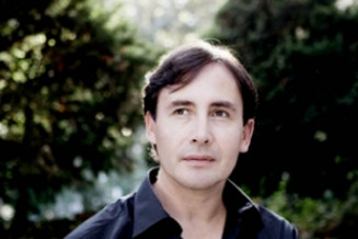 Bernardo Toro