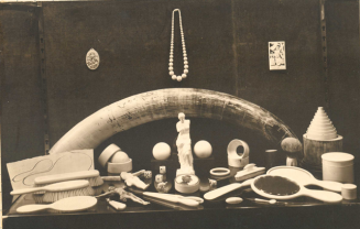 Présentation des produits en ivoire, 1931