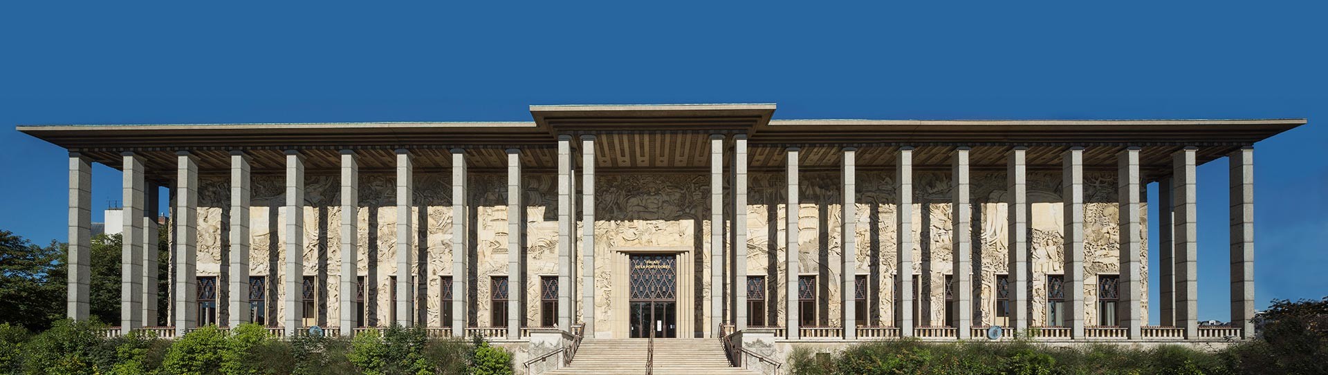 Extérieur du Palais de la Porte Dorée