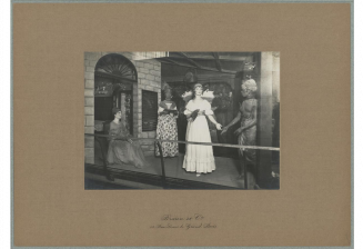Diorama Joséphine dans sa maison de la Pagerie à la Martinique, photo Braun et Cie 
