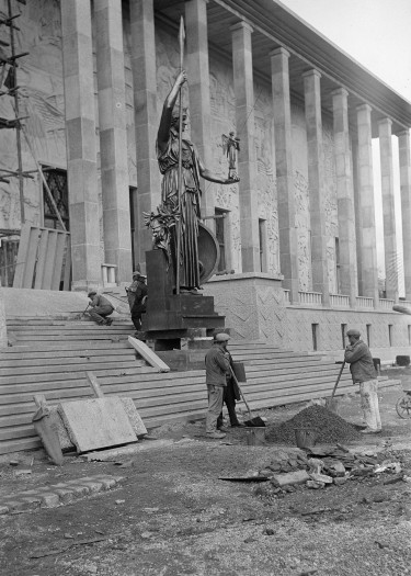 Construction du musée permanent des colonies